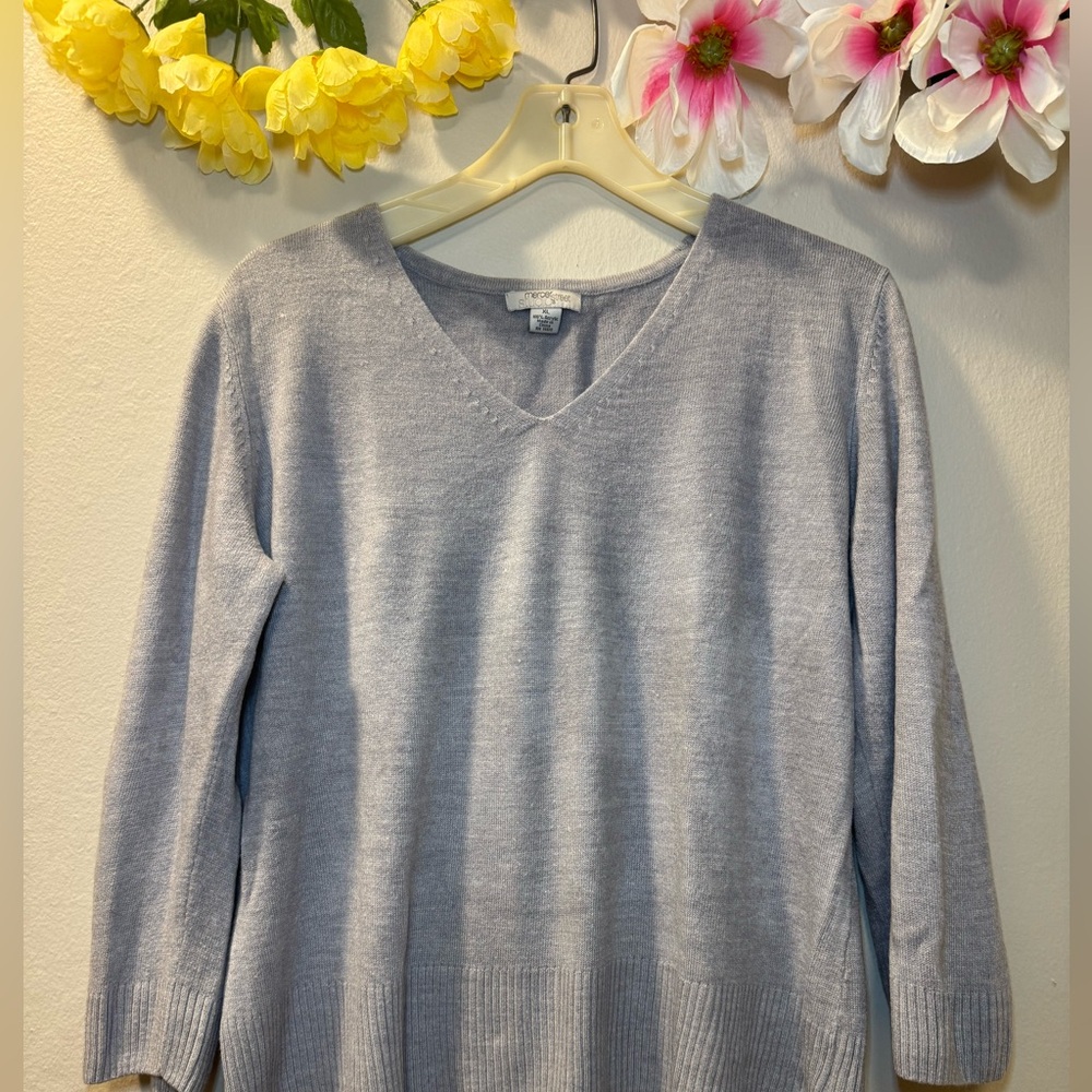 mercer & madison Lavender V-Neck Sweater - Soft Lightweight Knit - Picture 2 of 9